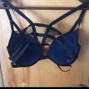 🌻Victoria’s Secret bra🌻
